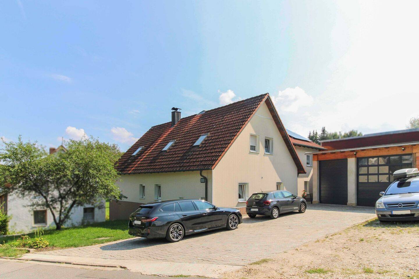 Mehrfamilienhaus zum Kauf - Ansicht 2
