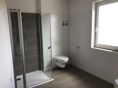 Wohnung zur Miete 900 € 3 Zimmer 136,1 m² frei ab sofort Albertus-Magnus-Str. Hollerstauden Ingolstadt 85049