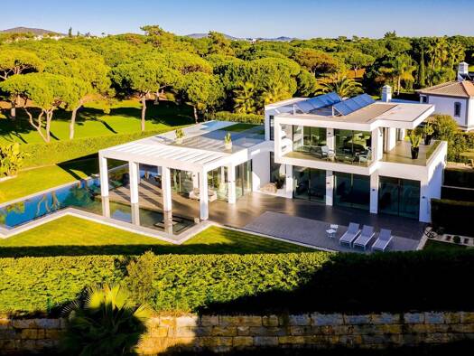 Haus zum Kauf 3.800.000 € 595 m² 1.649 m² Grundstück Quarteira 8125-507