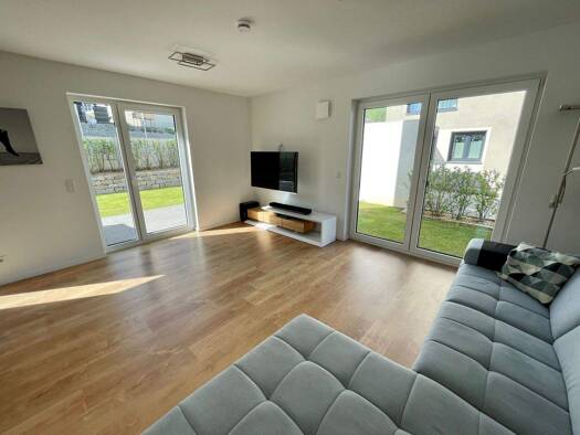 Einfamilienhaus zum Kauf provisionsfrei 750.000 € 4 Zimmer 142 m² 420 m² Grundstück Am Brauhaus 0 Neustadt 91413