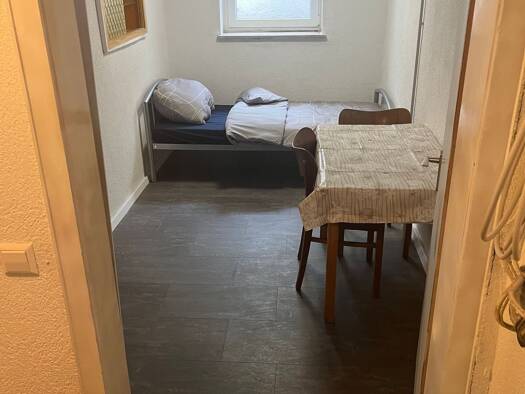 Studio zur Miete 300 € 1 Zimmer 20 m² UG frei ab sofort Schwenningen Villingen-Schwenningen 78056