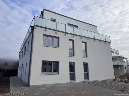 Wohnung zur Miete - Erstbezug 855 € 3 Zimmer 76,4 m² EG frei ab sofort Natternberg Deggendorf 94469