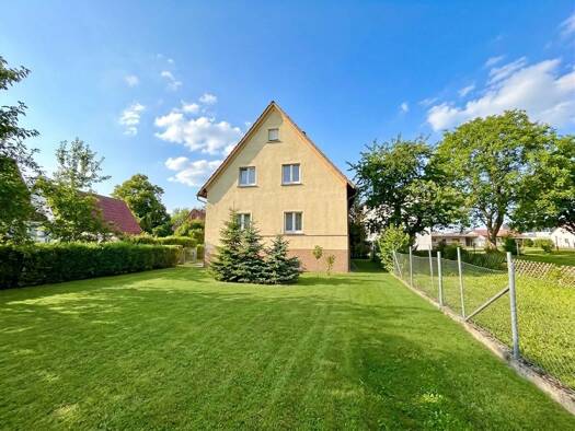 Einfamilienhaus zum Kauf 350.000 € 4 Zimmer 108 m² 639 m² Grundstück Kleinsachsenheim Sachsenheim 74343