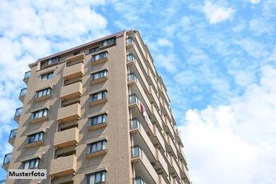 Wohnung zum Kauf 94.000 € 2 Zimmer 69 m² Blumberg Blumberg 78176