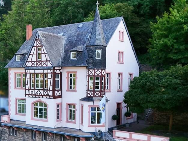 Villa zum Kauf provisionsfrei 1.495.000 € 10 Zimmer 429 m² 2.403 m² Grundstück St Goar Sankt Goar 56329