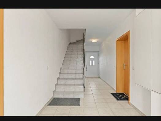 Wohnung zur Miete 950 € 3 Zimmer 82 m² Geschoss 1/2 frei ab 01.04.2026 Schifferstadter Straße 2 Limburgerhof 67117