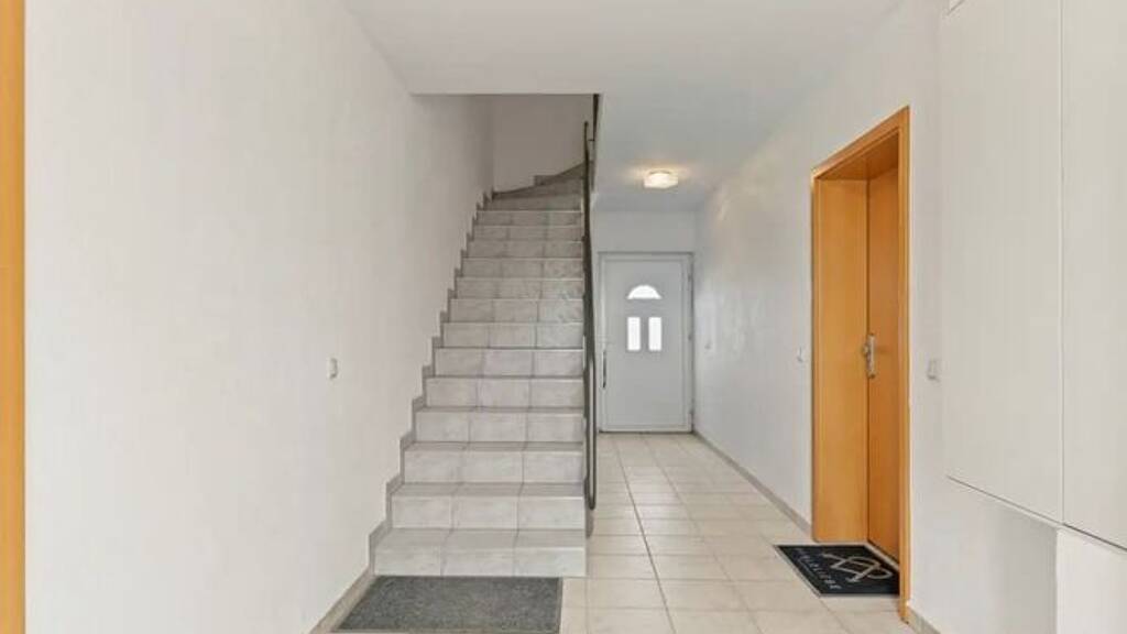 Wohnung zur Miete 950 € 3 Zimmer 82 m² Geschoss 1/2 frei ab sofort Schifferstadter Straße 2 Limburgerhof 67117