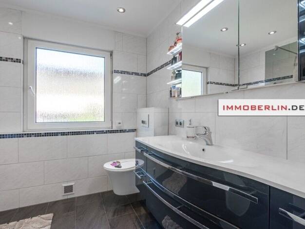 Wohnung zum Kauf 349.000 € 3 Zimmer 86 m² Märkisches Viertel Reinickendorf 13439