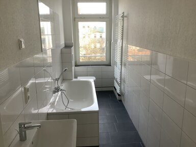 Wohnung zur Miete 830 € 4 Zimmer 83,1 m² 3. Geschoss frei ab 26.02.2025 Georg-Schumann-Str. 228 Wahren Leipzig 04159