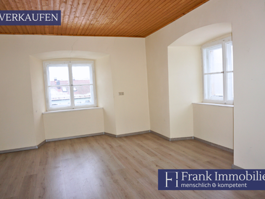 Mehrfamilienhaus zum Kauf 149.000 € 12 Zimmer 388 m² 1.625 m² Grundstück Erbendorf 92681