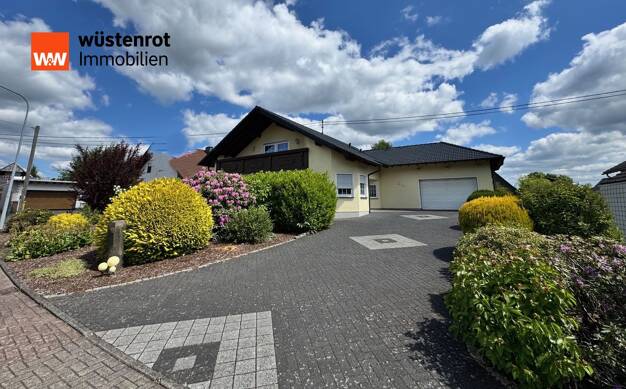 Einfamilienhaus zum Kauf 349.000 € 9 Zimmer 195 m² 848 m² Grundstück Rotenhain 56459