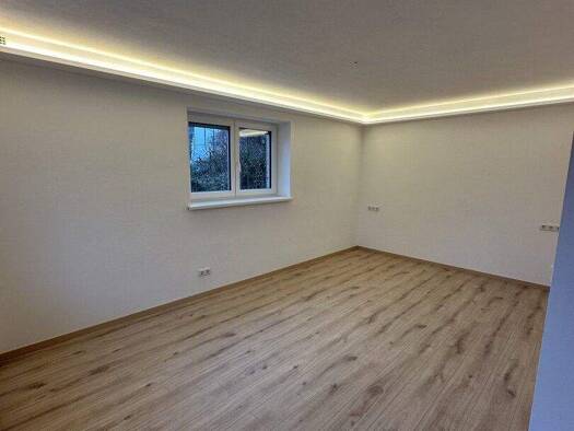 Büro zur Miete - Erstbezug 399 € 2 Zimmer 53 m² Bürofläche Steinparzerstraße 9 Puchenau 4048