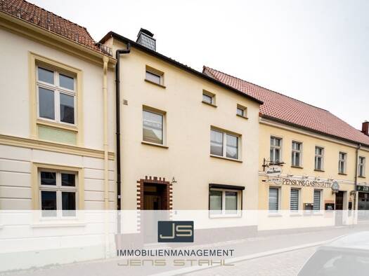 Stadthaus zum Kauf 115.000 € 6 Zimmer 177 m² 423 m² Grundstück Altentreptow Altentreptow 17087
