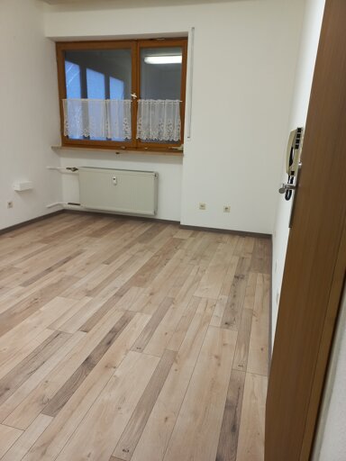 Wohnung zur Miete 400 € 1 Zimmer 34 m² 3 Geschosse Amberg Amberg 92224