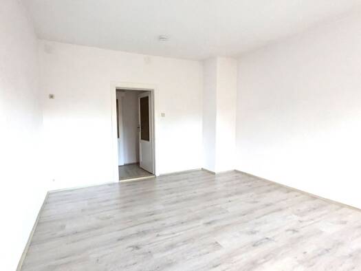 Wohnung zur Miete 399 € 3 Zimmer 62 m² EG frei ab 01.01.2027 Altenbacher Straße 4 Bennewitz Bennewitz 04828