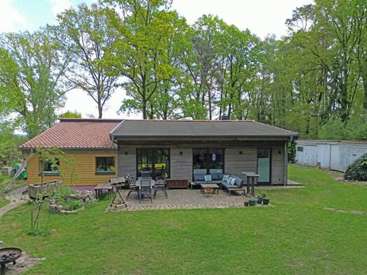 Einfamilienhaus zum Kauf 675.000 € 5 Zimmer 140 m² 3.581 m² Grundstück frei ab 01.10.2025 Asendorf 21271