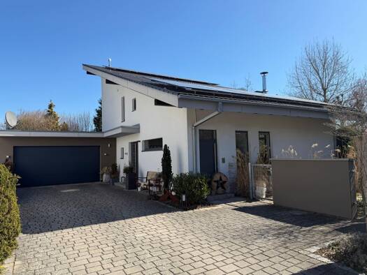 Einfamilienhaus zum Kauf 985.000 € 4 Zimmer 192 m² 1.058 m² Grundstück Fronberg Schwandorf 92421