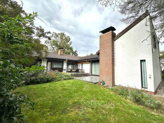 Haus zum Kauf 940.000 € 10 Zimmer 310 m² 1.250 m² Grundstück Hattersheim 65795