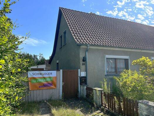 Doppelhaushälfte zum Kauf 199.000 € 6 Zimmer 114 m² 2.187 m² Grundstück Seelow 15306