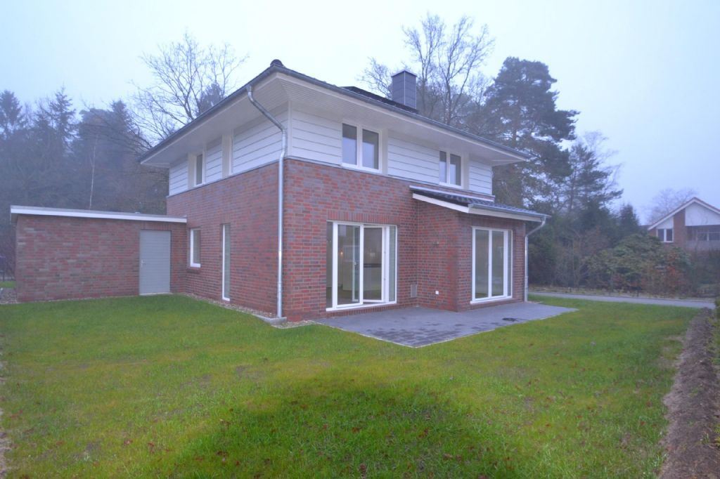 Einfamilienhaus zur Miete 1.806 € 4,5 Zimmer 129 m²<br/>Wohnfläche 567 m²<br/>Grundstück 01.05.2025<br/>Verfügbarkeit Lohbergenweg 11B Holm-Seppensen Buchholz 21244