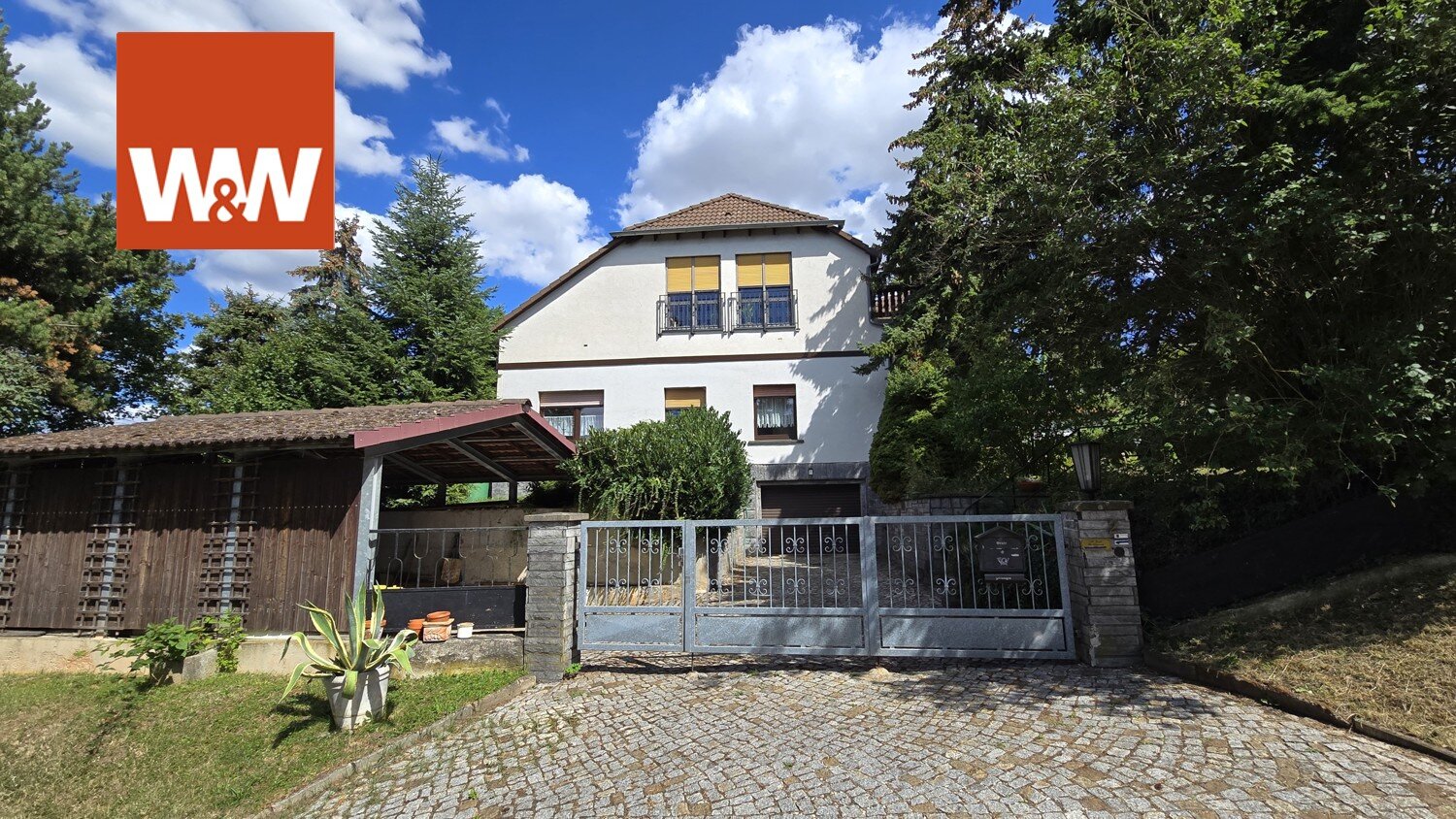 Mehrfamilienhaus zum Kauf 379.000 € 9 Zimmer 260 m²<br/>Wohnfläche 2.000 m²<br/>Grundstück Zeitz Zeitz 06712