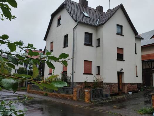 Haus zum Kauf 349.000 € 9 Zimmer 206 m² 1.048 m² Grundstück frei ab sofort Wittelsberg Ebsdorfergrund 35085