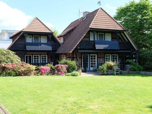 Mehrfamilienhaus zum Kauf 949.500 € 7 Zimmer 229,1 m² 2.475 m² Grundstück frei ab 01.05.2026 Brückenweg 3c + d Rösrath 51503