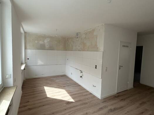 Wohnung zur Miete 700 € 3 Zimmer 83,4 m² 3. Geschoss frei ab 01.11.2026 Trier-Süd Trier 54294