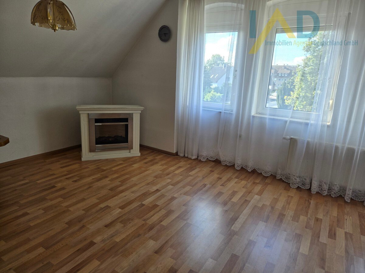 Doppelhaushälfte zum Kauf 179.000 € 3,5 Zimmer 85 m²<br/>Wohnfläche 639 m²<br/>Grundstück Velpke Velpke 38458