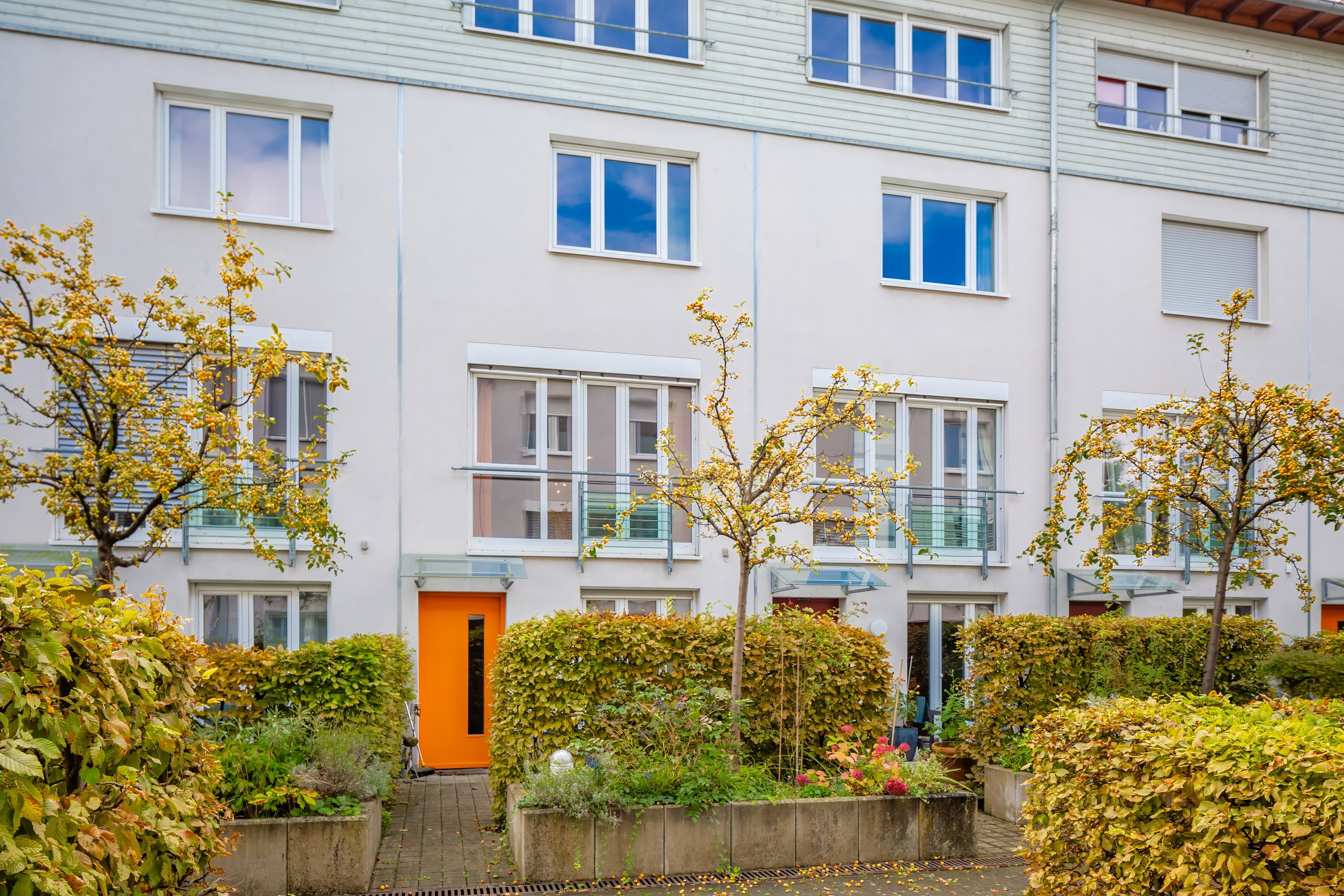 Reihenmittelhaus zur Miete 1.600 € 4 Zimmer 120 m²<br/>Wohnfläche 70 m²<br/>Grundstück ab sofort<br/>Verfügbarkeit Südstadt - Nördlicher Teil Karlsruhe 76137