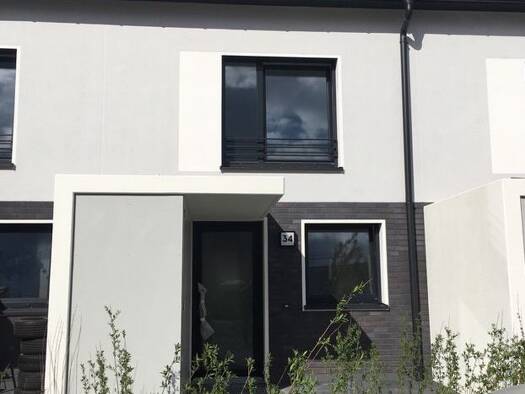 Reihenhaus zur Miete 2.790 € 5,5 Zimmer 145 m² 220 m² Grundstück frei ab 01.07.2026 Birkach Stuttgart 70599