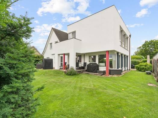Einfamilienhaus zum Kauf 599.000 € 5 Zimmer 220 m² 614 m² Grundstück Ramlingen-Ehlershausen Burgdorf 31303