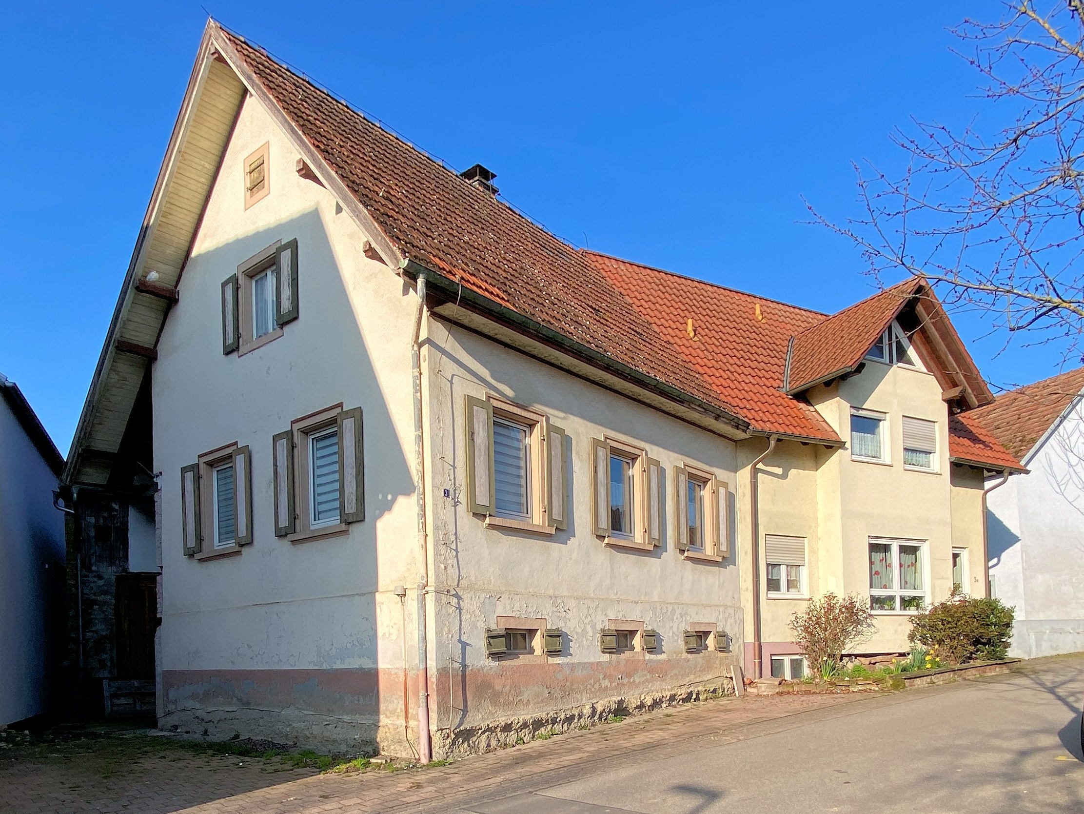 Einfamilienhaus zum Kauf 595.000 € 164,4 m²<br/>Wohnfläche 587 m²<br/>Grundstück Eichstetten 79356