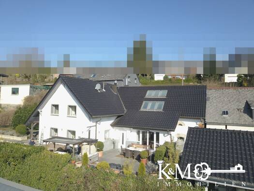 Einfamilienhaus zum Kauf 249.000 € 7 Zimmer 230 m² 937 m² Grundstück Langscheid 56729