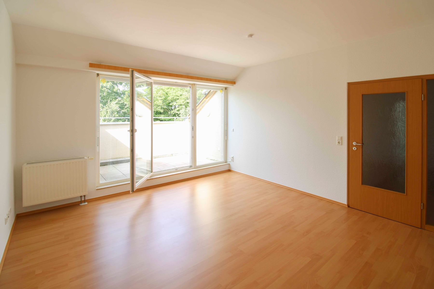 Immobilie zum Kauf als Kapitalanlage geeignet 159.000 € 2 Zimmer 69 m²<br/>Fläche Heide - Süd Halle (Saale) 06120