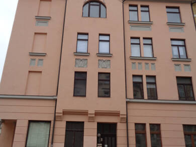 Studio zur Miete 300 € 3 Zimmer 75 m² 3. Geschoss frei ab sofort Voßstr. 1 Haselbrunn Plauen 08525