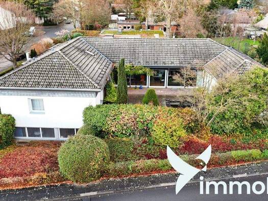 Bungalow zum Kauf 819.000 € 6 Zimmer 197,1 m² 1.033 m² Grundstück Wiesdorf Leverkusen 51373