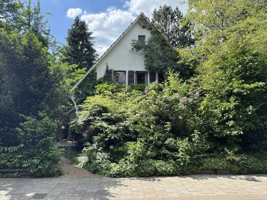 Haus zum Kauf 275.000 € 6 Zimmer 135 m² 839 m² Grundstück Cloppenburg 49661