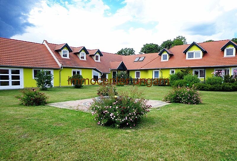 Hotel zum Kauf 598.000 € 17 Zimmer 340 m²<br/>Gastrofläche 5.450 m²<br/>Grundstück Varbalog-Albertkazmerpuszta 9243