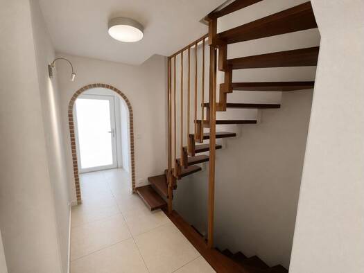 Reihenmittelhaus zum Kauf 619.000 € 6 Zimmer 150 m² 135 m² Grundstück Großbettlingen 72663