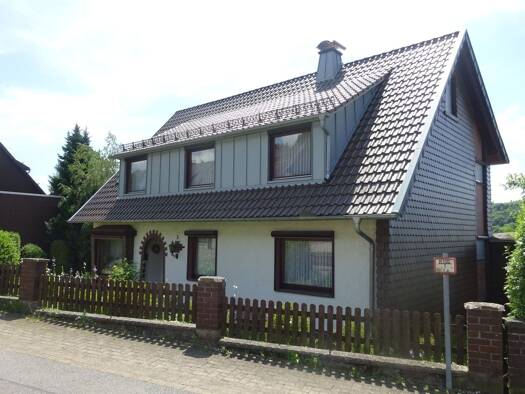 Wohnung zur Miete 600 € 3 Zimmer 92 m² Geschoss 1/2 frei ab 01.08.2026 Scharzfeld Herzberg am Harz 37412