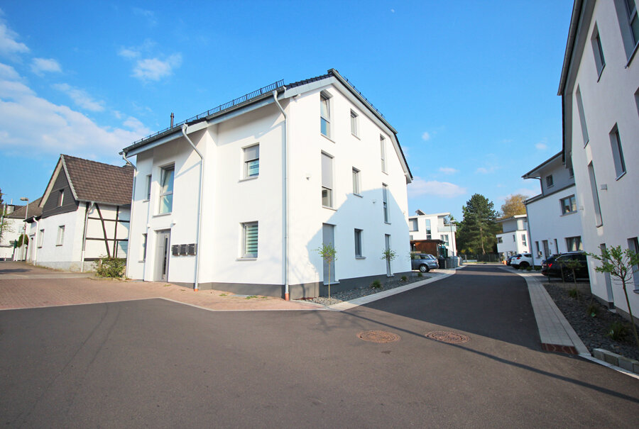 Mehrfamilienhaus zum Kauf 1.100.000 € 9 Zimmer 287 m²<br/>Wohnfläche 250 m²<br/>Grundstück Braunkohlenstraße 9 Heidkamp Bergisch Gladbach 51469