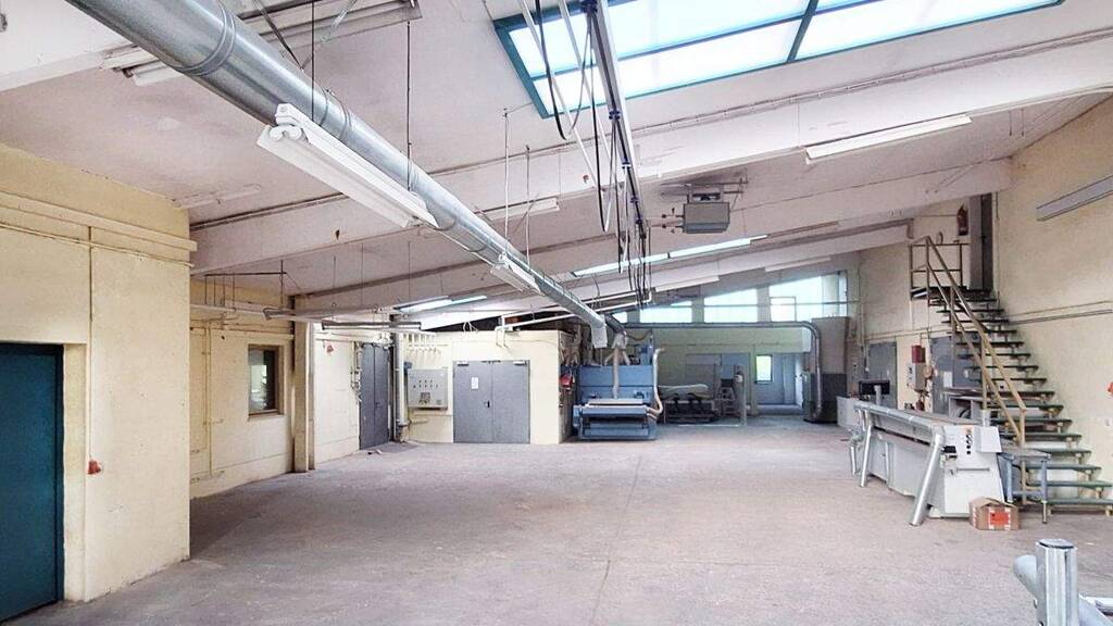 Lagerhalle zum Kauf 340.000 € 1.590 m² Lagerfläche Steinach Bad Bocklet / Steinach 97708