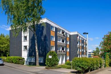 Wohnung zur Miete nur mit Wohnberechtigungsschein 215 € 1 Zimmer 43 m² 6. Geschoss frei ab 16.06.2025 Vogtlandstraße 9 Solingen-Mitte Solingen 42651