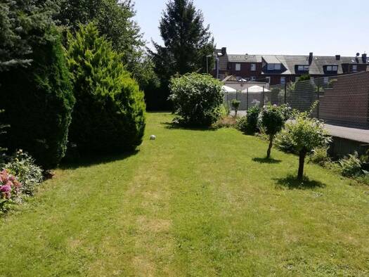 Grundstück zum Kauf provisionsfrei 200.000 € 1.093 m² Grundstück Rheindahlen West 41179