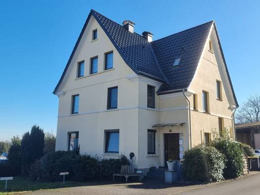 Mehrfamilienhaus zum Kauf als Kapitalanlage geeignet 329.000 € 293,3 m² 613 m² Grundstück Helpup Oerlinghausen 33813
