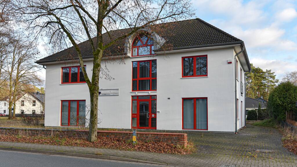 Bürofläche zur Miete provisionsfrei 1.800 € 10 Zimmer 253 m² Bürofläche Rehrhofer Weg 115 Munster 29633