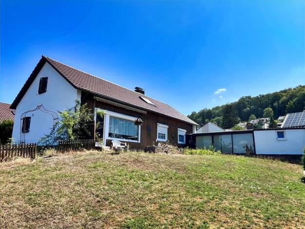 Einfamilienhaus zum Kauf 555.000 € 7,5 Zimmer 150 m² 725 m² Grundstück Herrenberg Herrenberg 71083