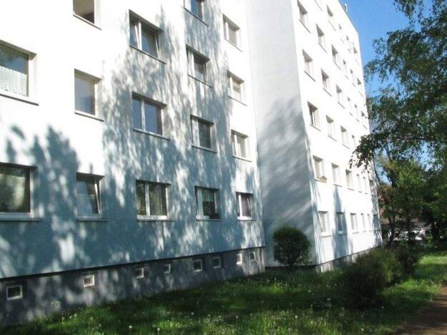 Wohnung zur Miete 678 € 3 Zimmer 79,8 m² 4. Geschoss Stollberger Straße 2 Thekla Leipzig 04349