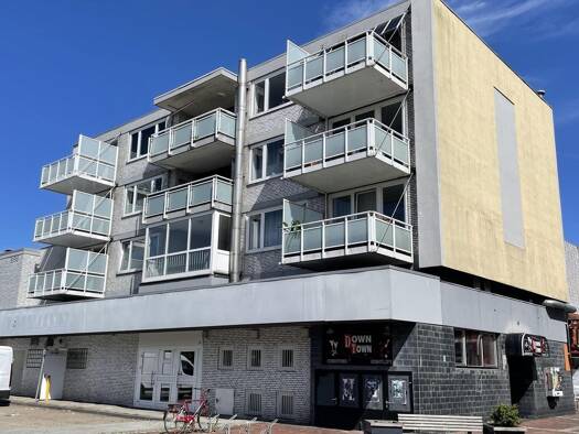 Gewerbeobjekt zum Kauf provisionsfrei als Kapitalanlage geeignet 1.695.000 € 16 Zimmer 1.526 m² 754 m² Grundstück Innenstadt Wilhelmshaven 26382